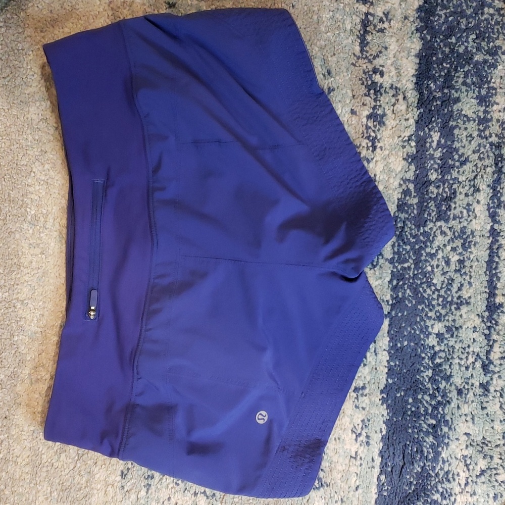 (30)Lululemon Shorts - Picture 3 of 7